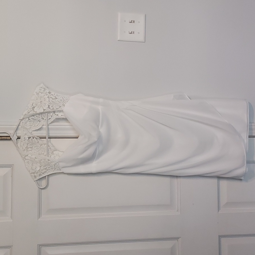 David's bridal short cap sleeve white dress size 4